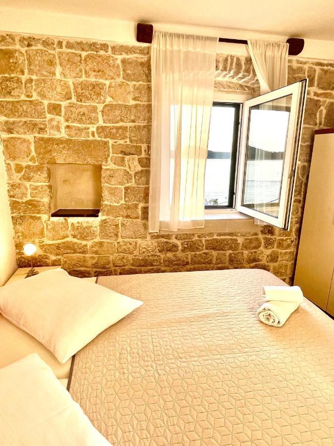 Apartments Trapula Šibenik Buitenkant foto