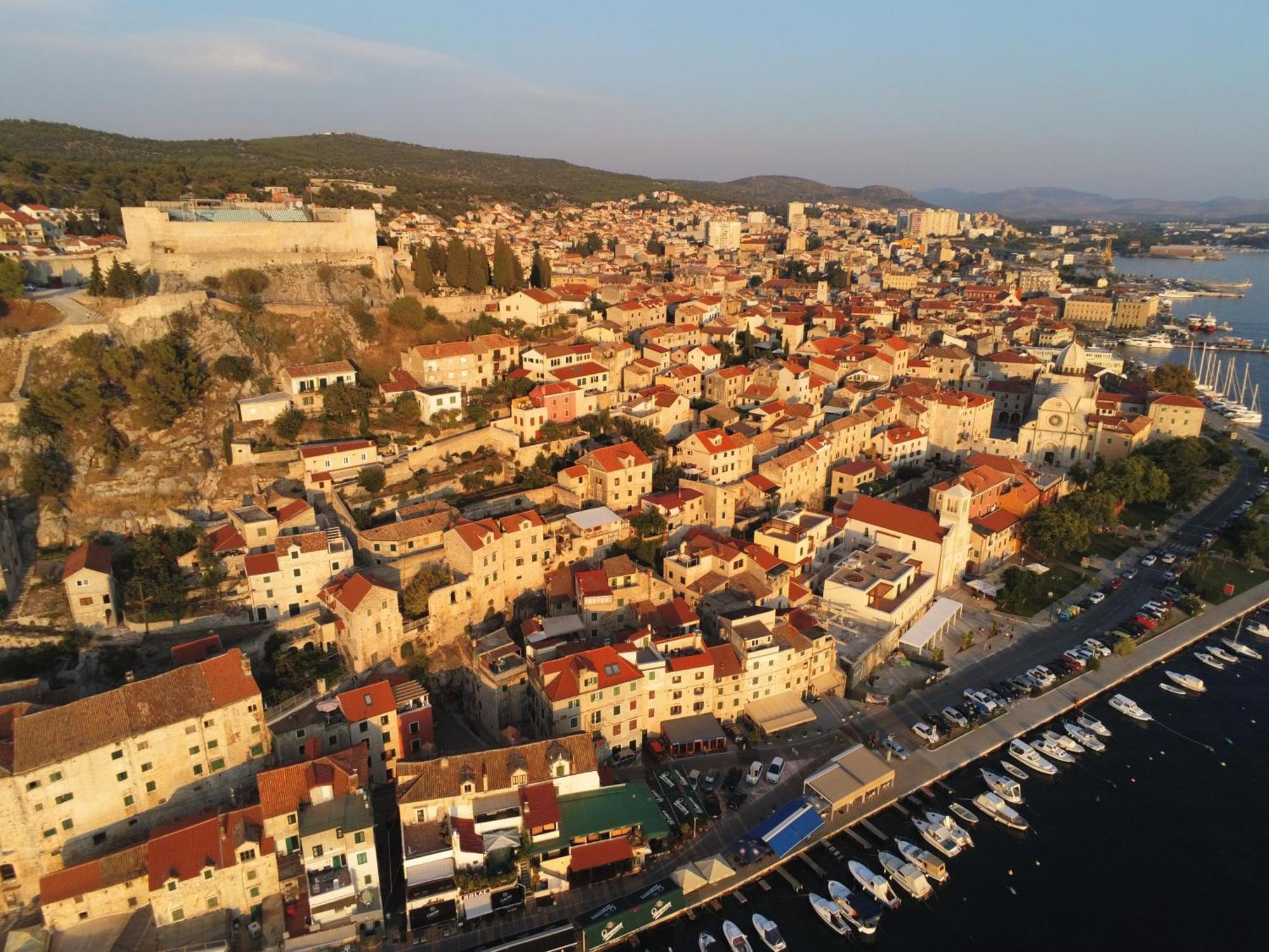 Apartments Trapula Šibenik Buitenkant foto