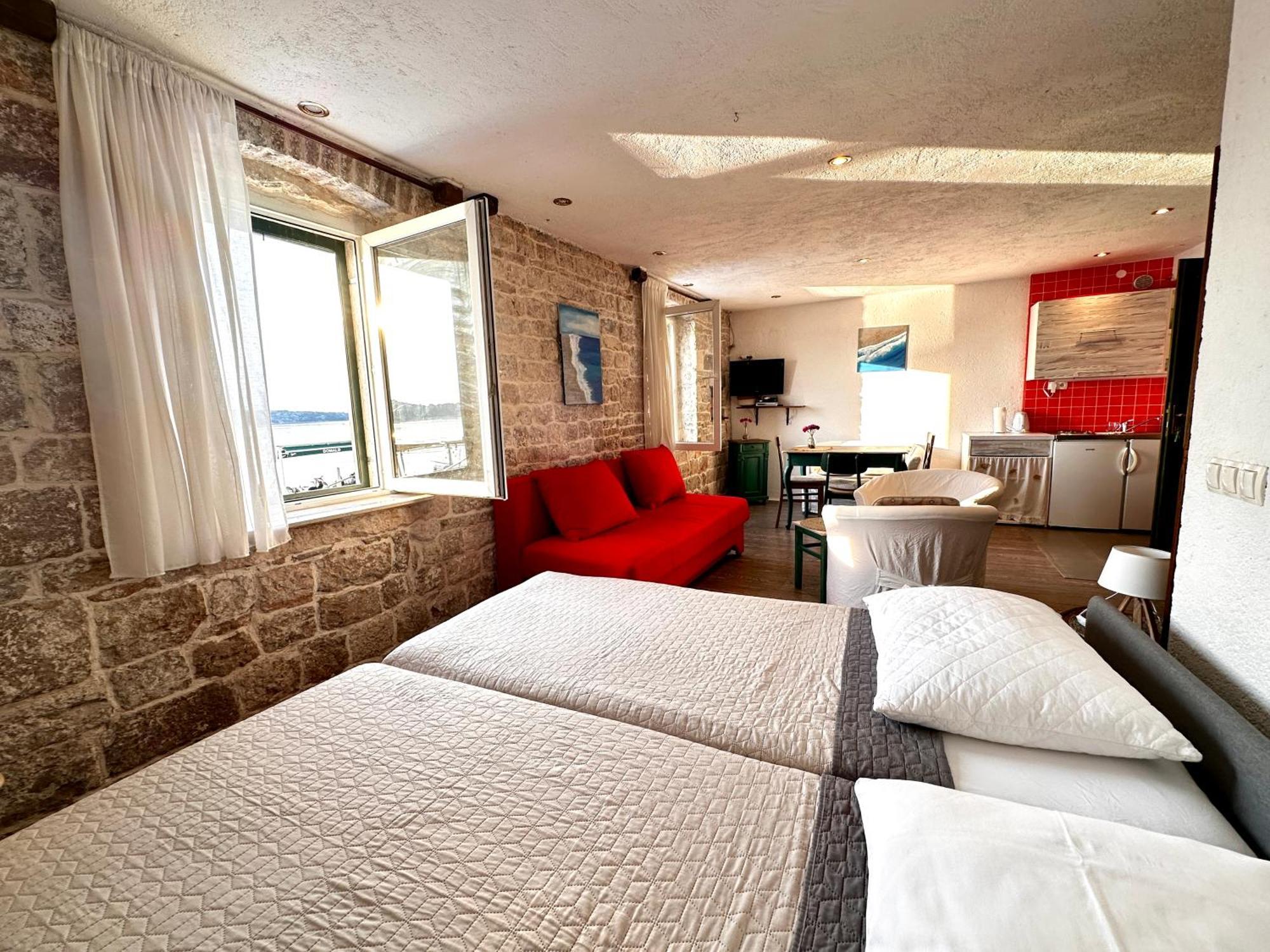 Apartments Trapula Šibenik Buitenkant foto