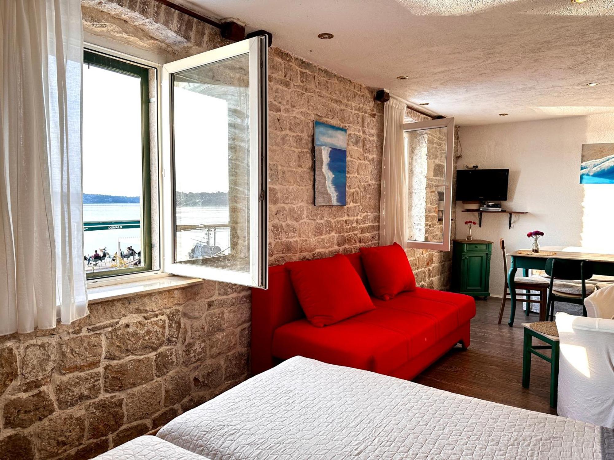Apartments Trapula Šibenik Buitenkant foto